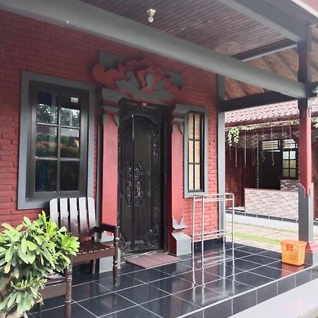 Hotel Lestari Gilimanuk Exterior foto
